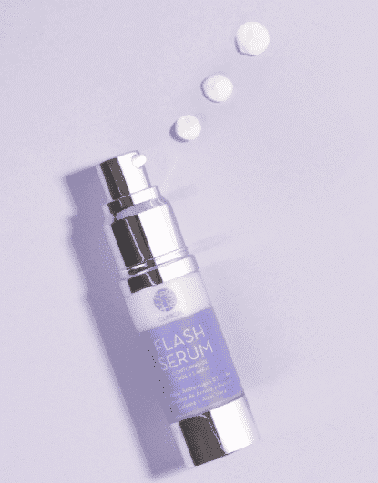 foto del flash serum de Segle efecto botox like contorno de ojos y labios con textura blanca que se ve en la foto entre crema y serum, parecida a un gel