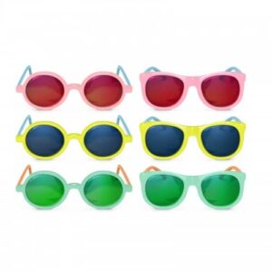 foto de la colección de gafas de sol infantiles de suavinex con dos formatos y tres colores por formato redondas y cuadradas amarillas verde agua y rosas